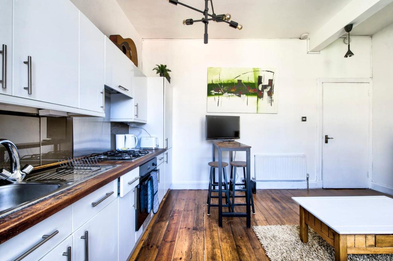 Artsy Modern 1Br Home In Abbeyhill Edinburgh Eksteriør bilde